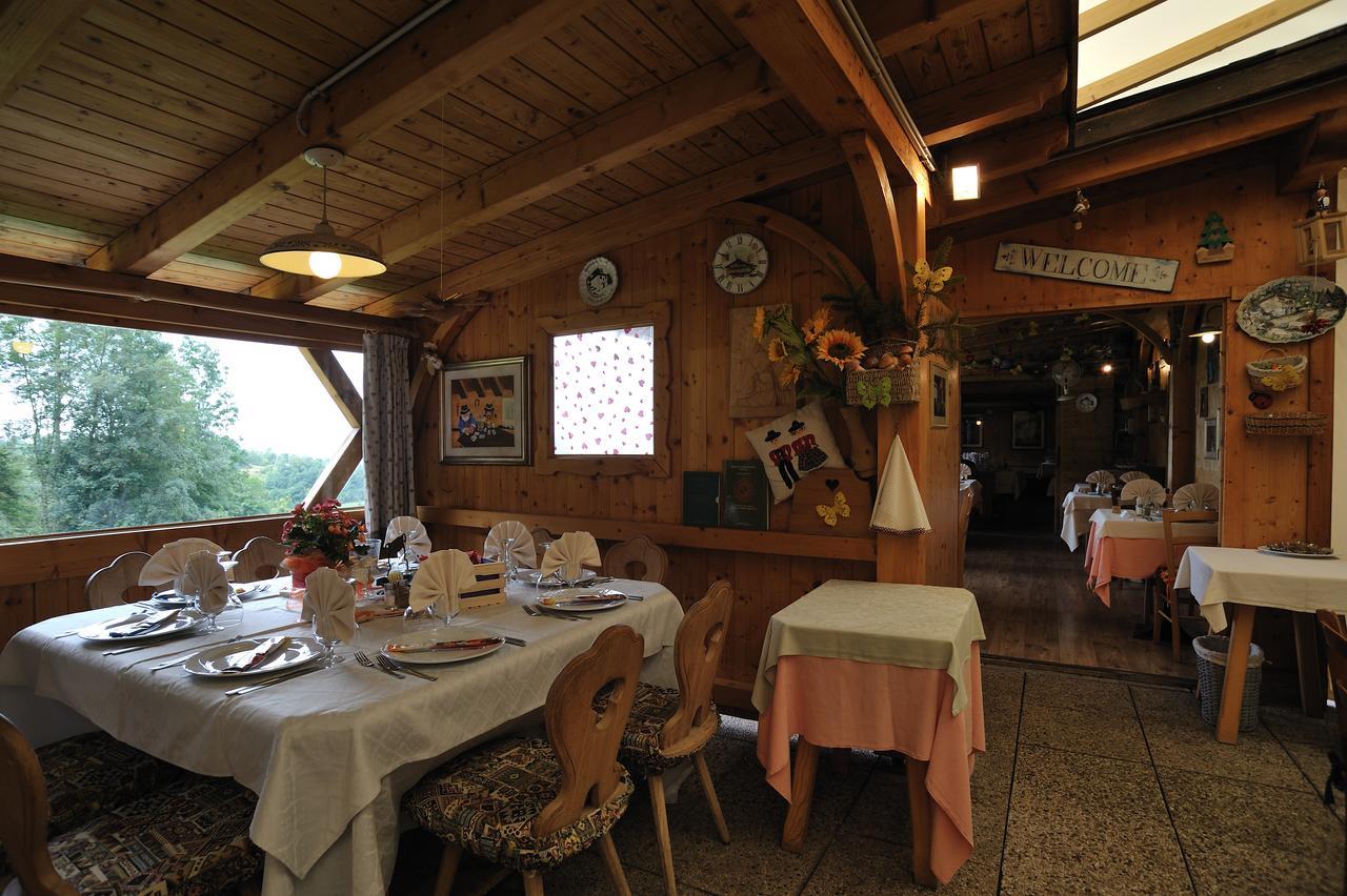 Albergo Garni' Laura Baselga di Pinè Exterior foto